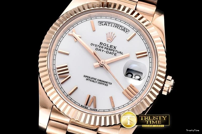 1116 RDD0218A – DayDate 40mm Casual 690